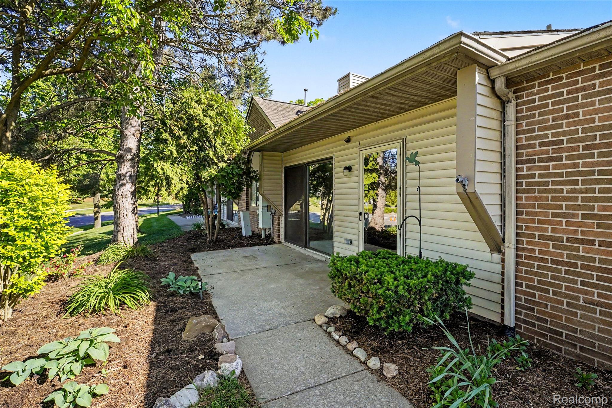 314 Spring Brooke Drive 7