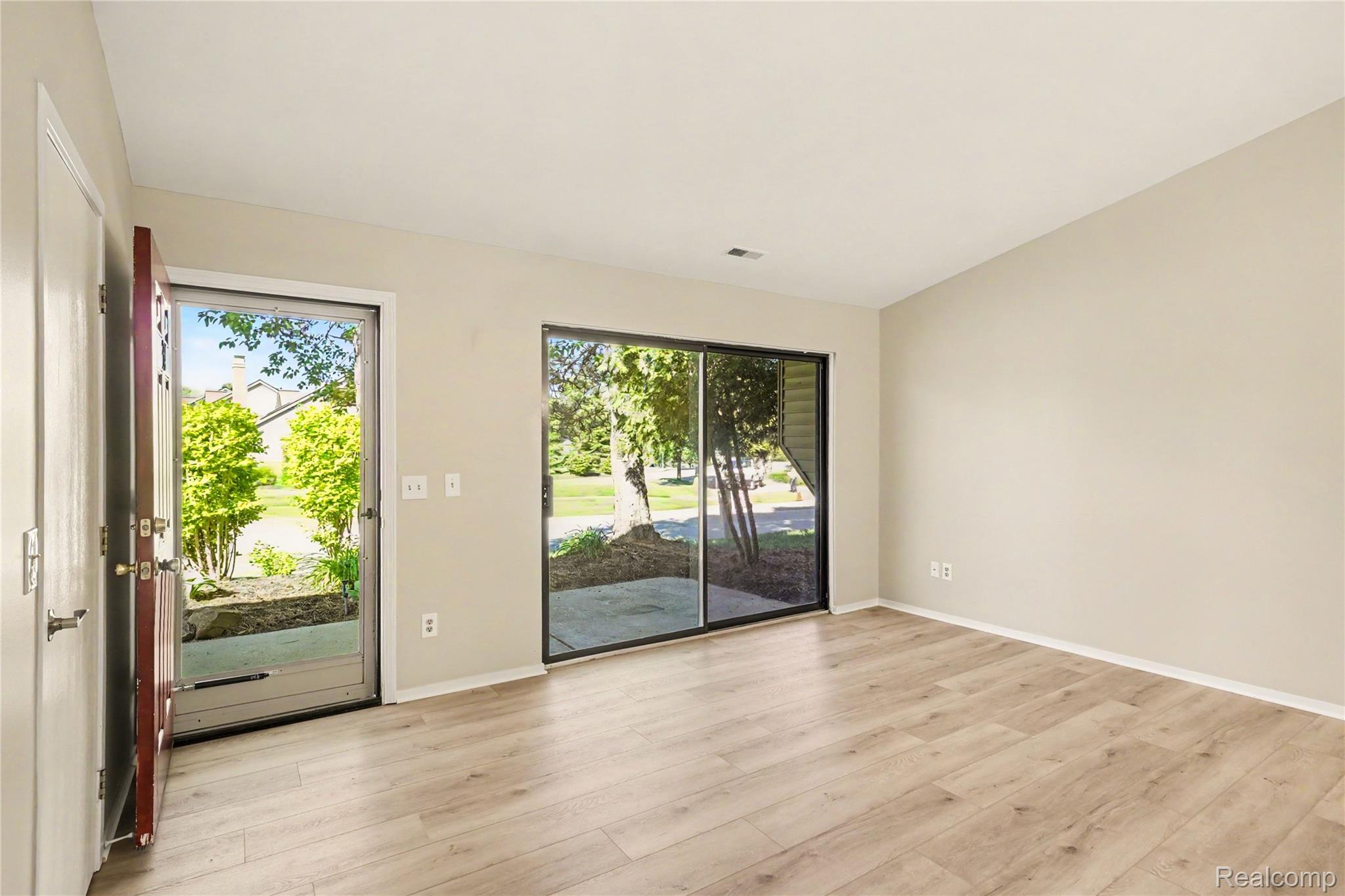 314 Spring Brooke Drive 7
