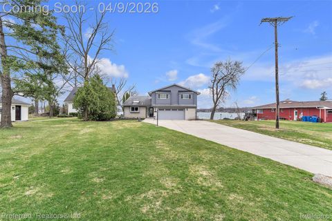 Tiny photo for 4869 Motorway Drive, Waterford Charter Township, MI 48328 (MLS # 20261017342)