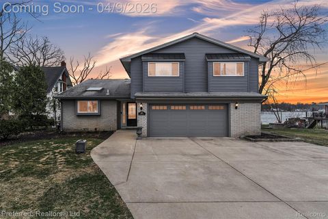 4869 Motorway Drive Waterford Charter Township MI 48328