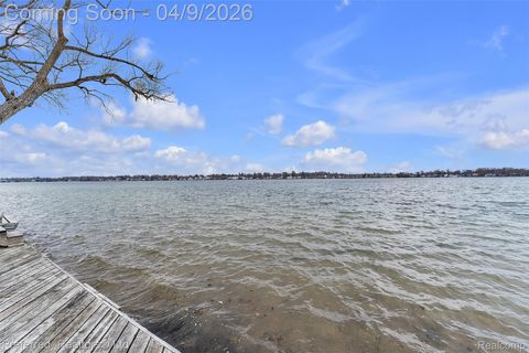 Tiny photo for 4869 Motorway Drive, Waterford Charter Township, MI 48328 (MLS # 20261017342)