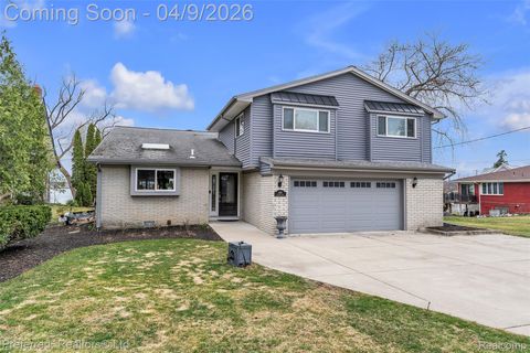 Tiny photo for 4869 Motorway Drive, Waterford Charter Township, MI 48328 (MLS # 20261017342)