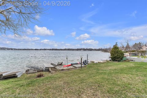 Tiny photo for 4869 Motorway Drive, Waterford Charter Township, MI 48328 (MLS # 20261017342)