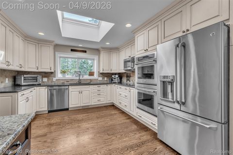 Tiny photo for 4869 Motorway Drive, Waterford Charter Township, MI 48328 (MLS # 20261017342)