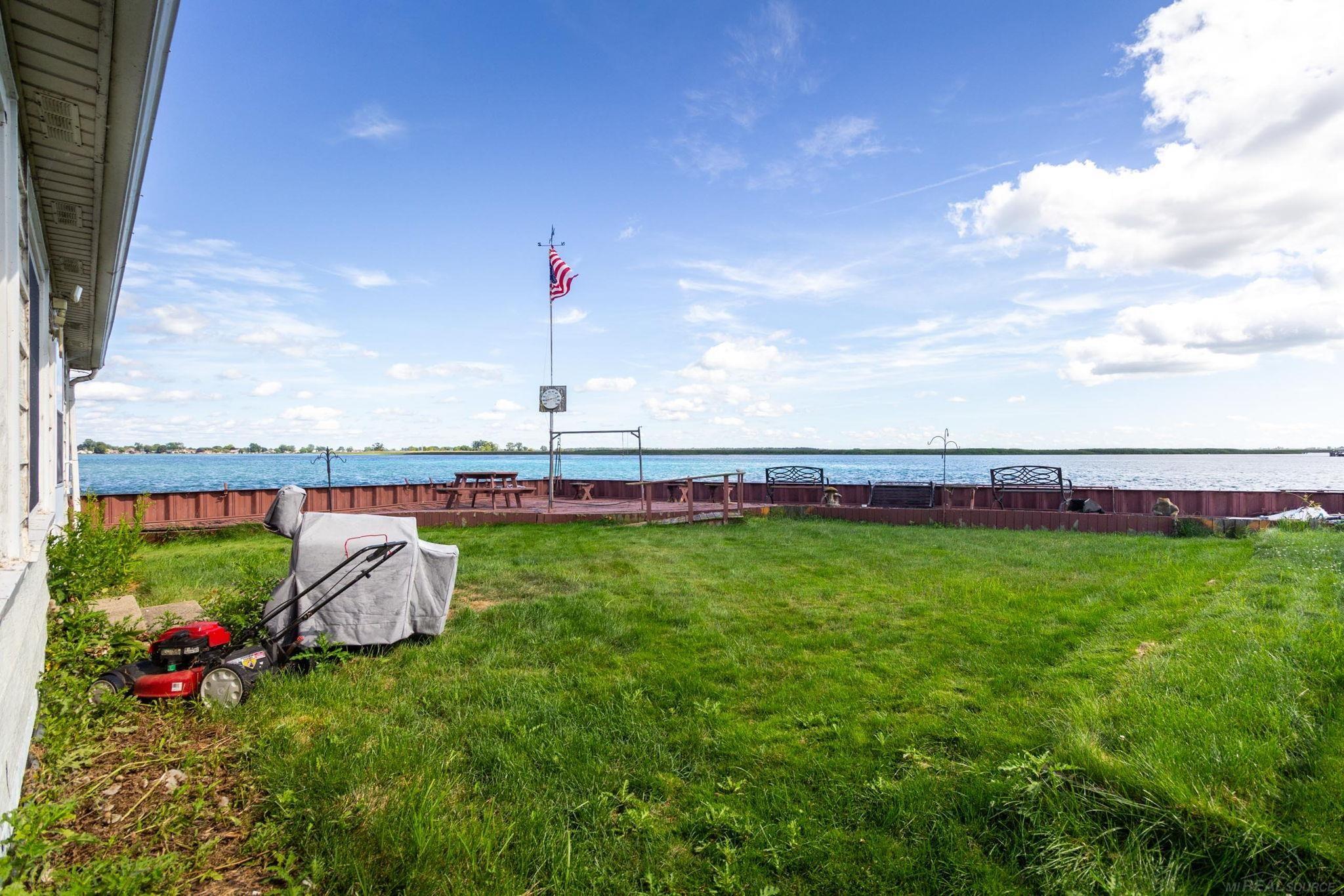 9005 Anchor Bay Drive