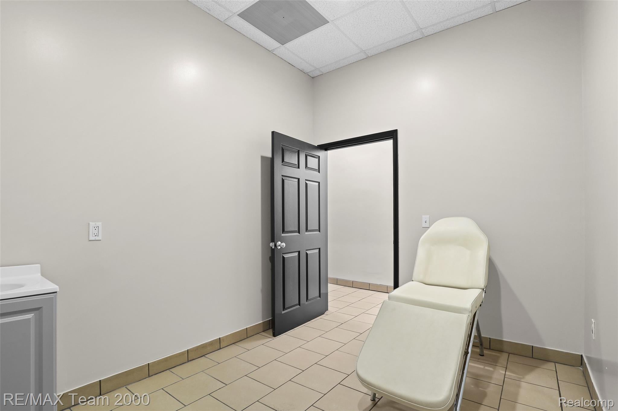 7649 W Vernor Highway