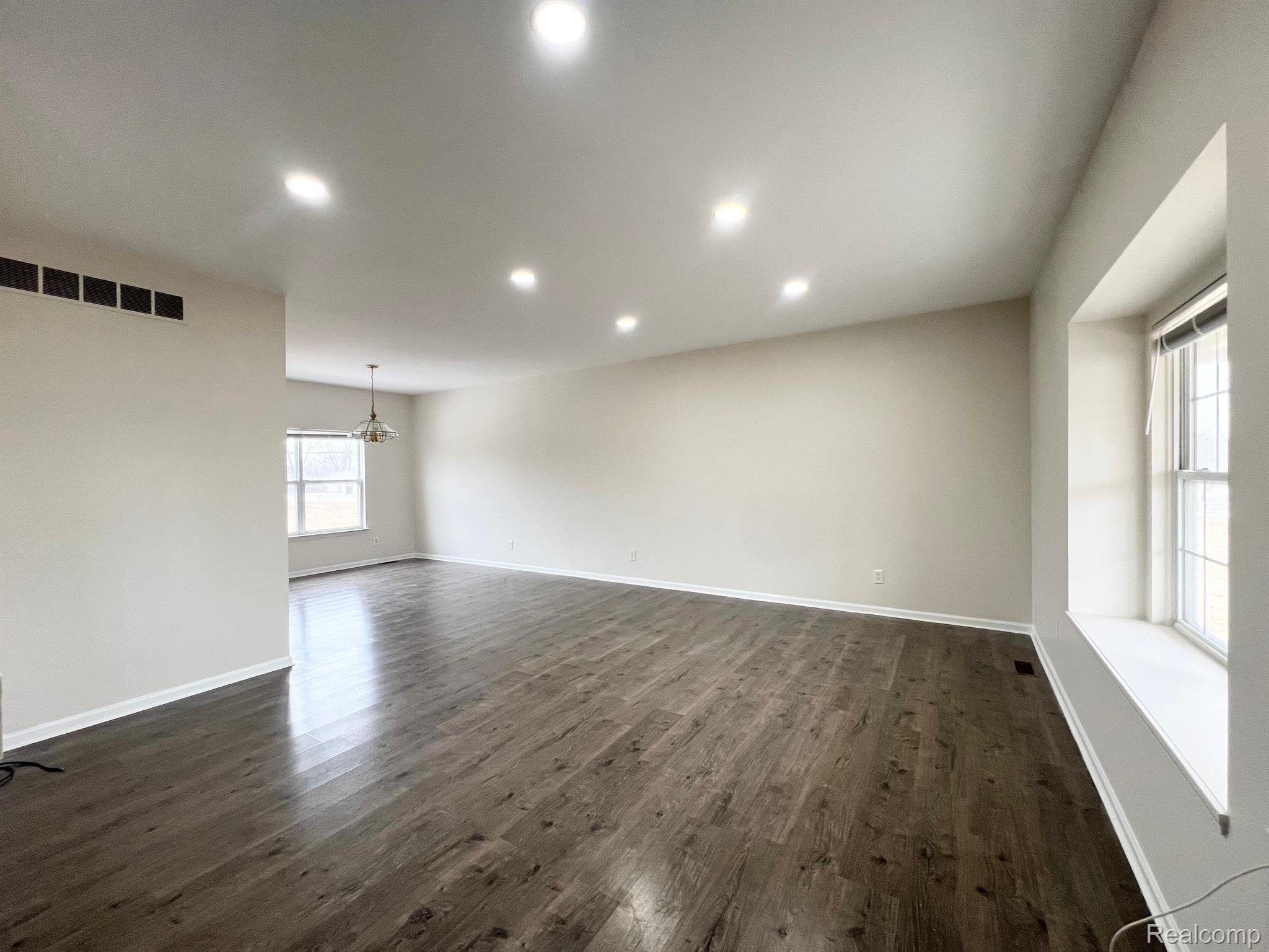 4749 HICKORY POINTE Boulevard