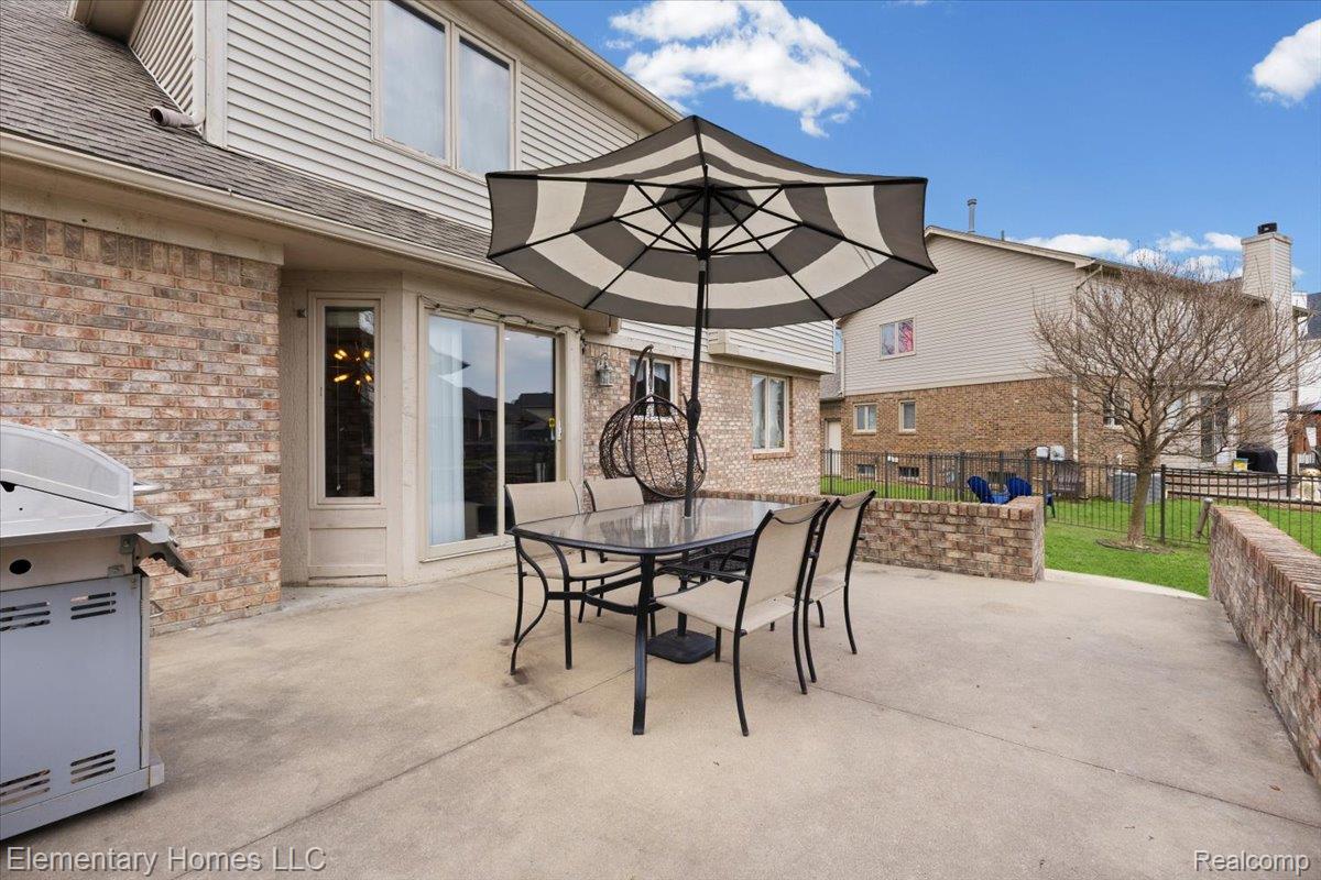 53260 Forestglade Drive