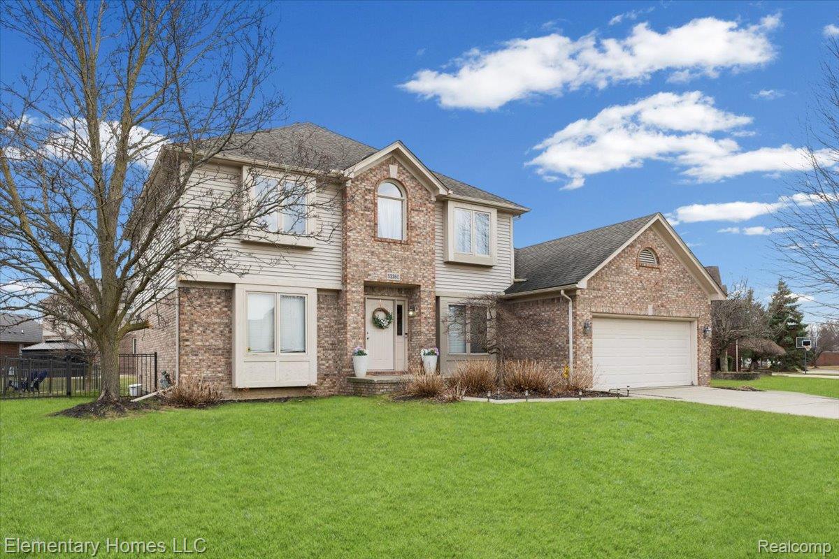 53260 Forestglade Drive