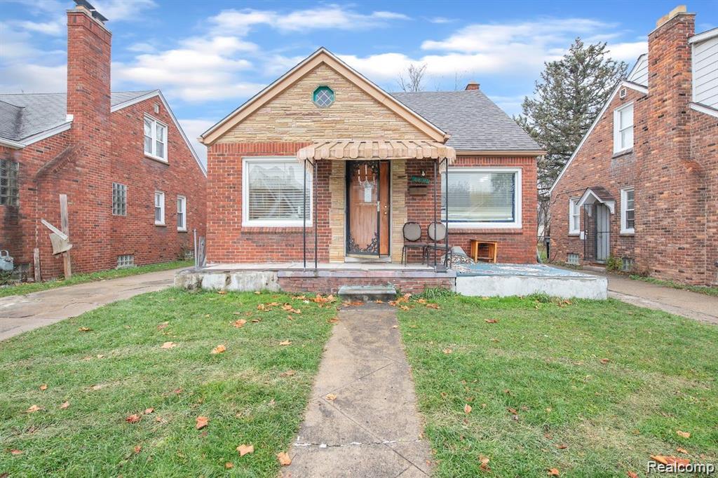 6839 Rosemont Avenue