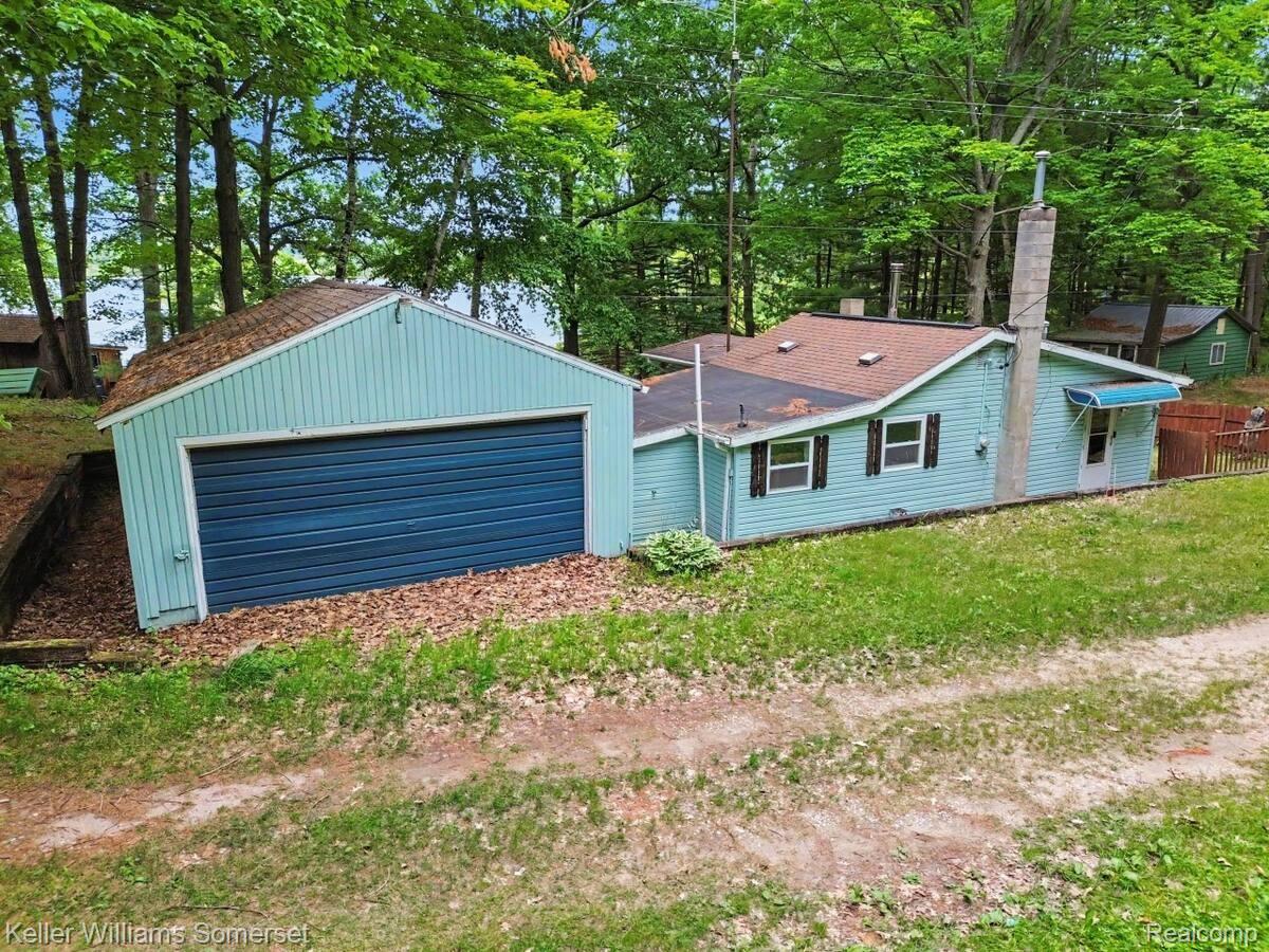 6287 Rock Road W