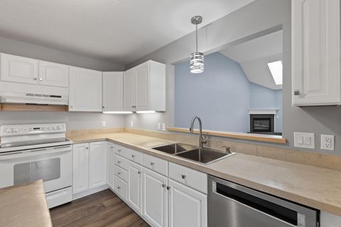 Tiny photo for 500 Richlyn Drive, Adrian Township, MI 49221 (MLS # 81026009586)