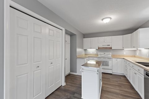 Tiny photo for 500 Richlyn Drive, Adrian Township, MI 49221 (MLS # 81026009586)