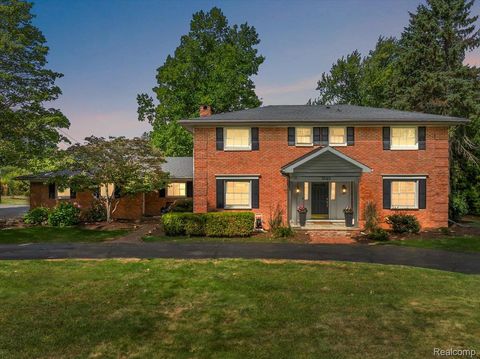 3340 Kernway Drive Bloomfield Hills City MI 48304