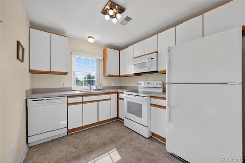 Tiny photo for 54726 Monarch Drive, Shelby Charter Township, MI 48316 (MLS # 20261048808)