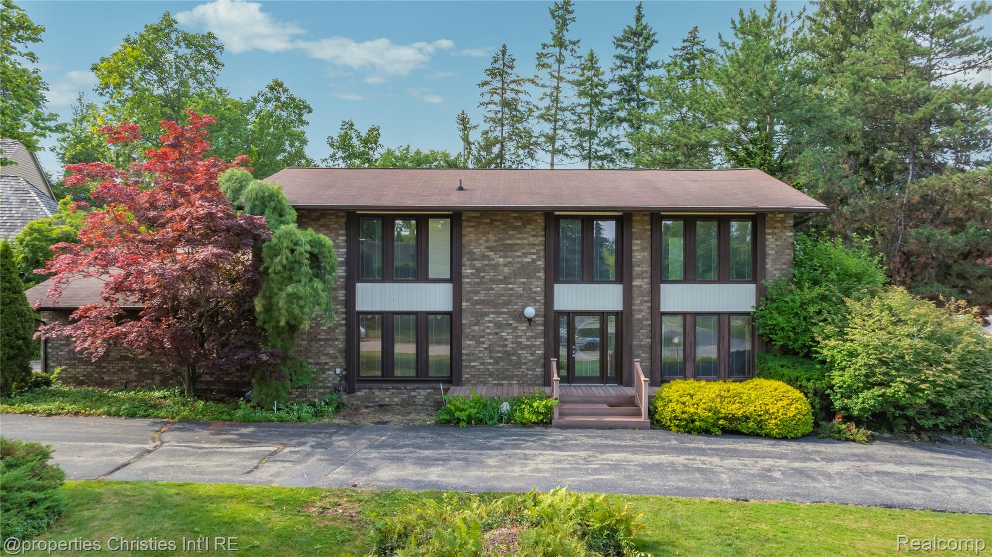 4724 Tara Court