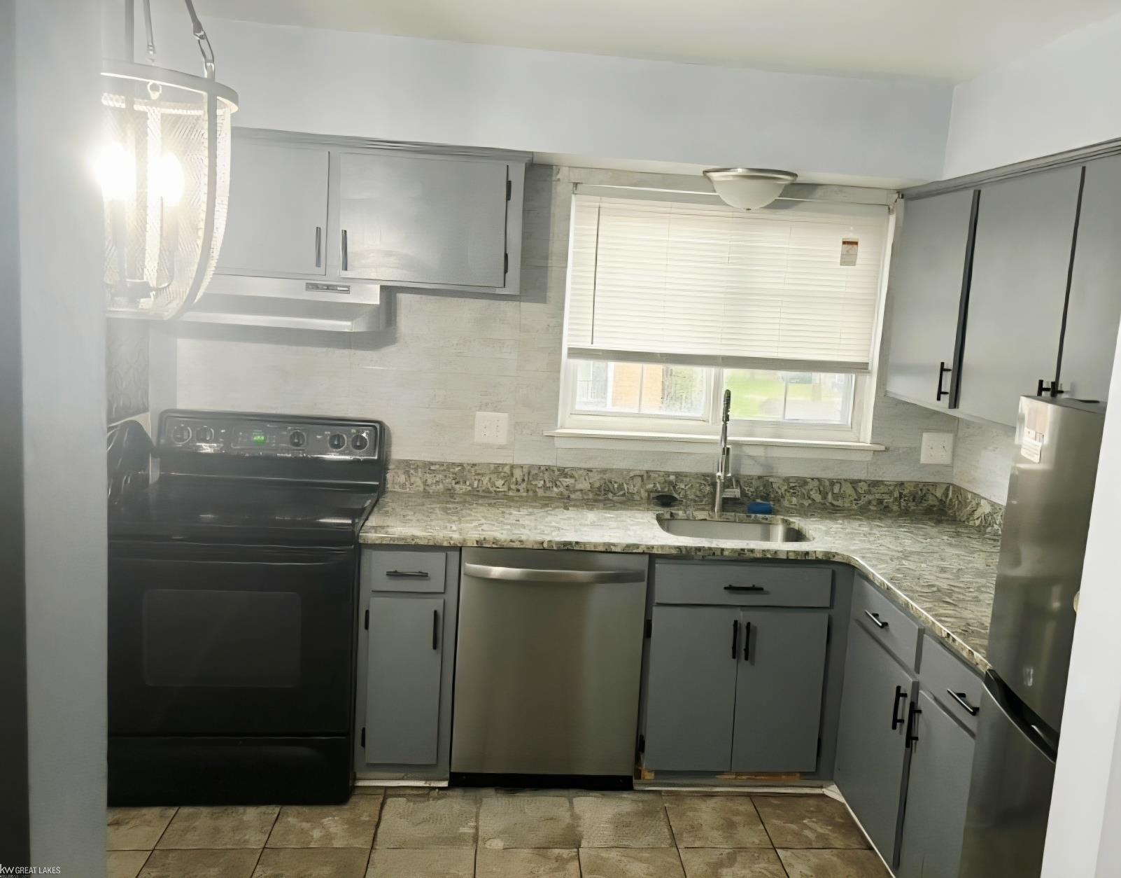 25344 Shiawassee Circle