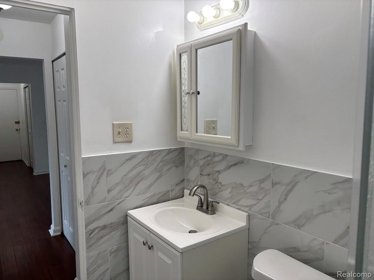 Royal Oak City, Michigan 48073, United States, 1 Bedroom Bedrooms, ,1 BathroomBathrooms,Residential,Active,133331