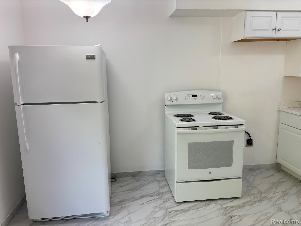 Royal Oak City, Michigan 48073, United States, 1 Bedroom Bedrooms, ,1 BathroomBathrooms,Residential,Active,133331