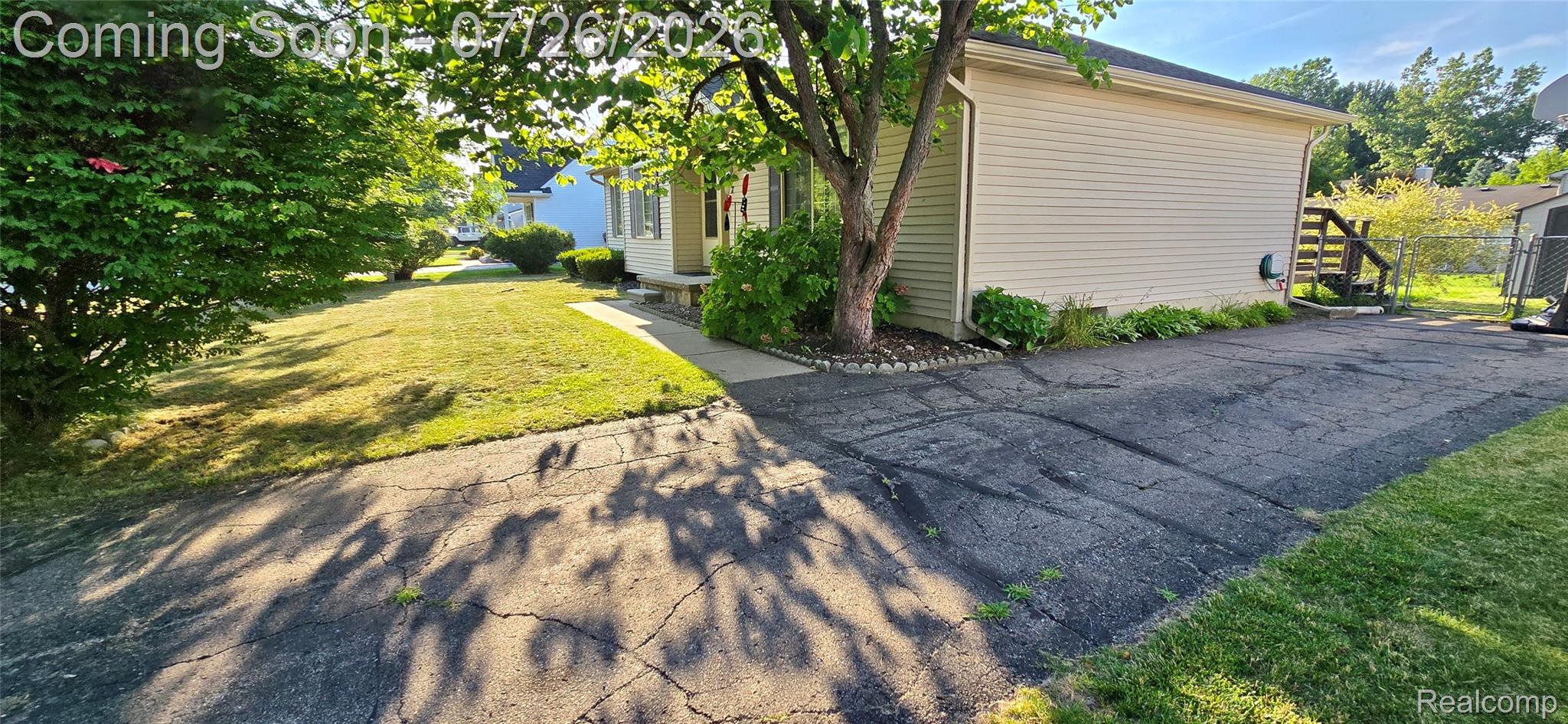 977 Town Trail