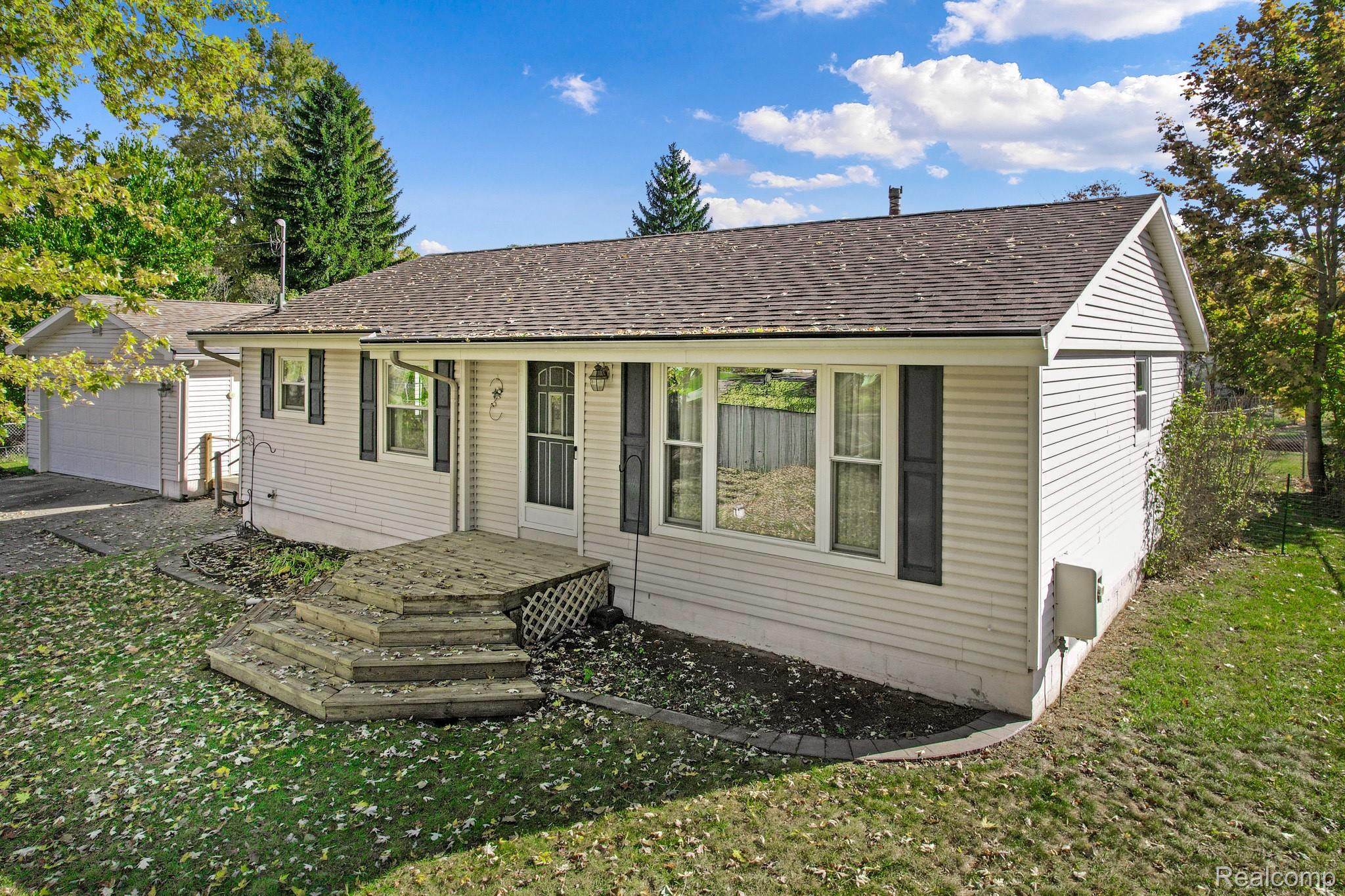 4318 Moonlight Drive