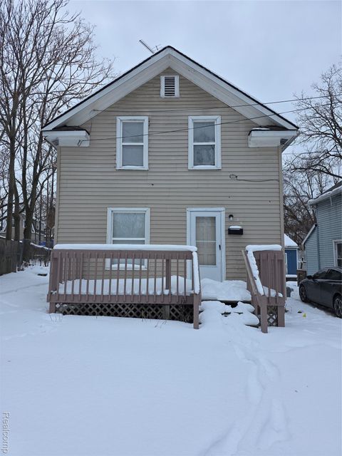 35 Clarence Street Pontiac City MI 48342