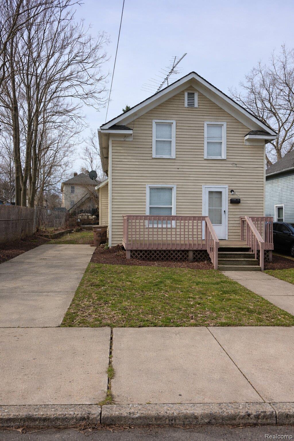 35 Clarence Street