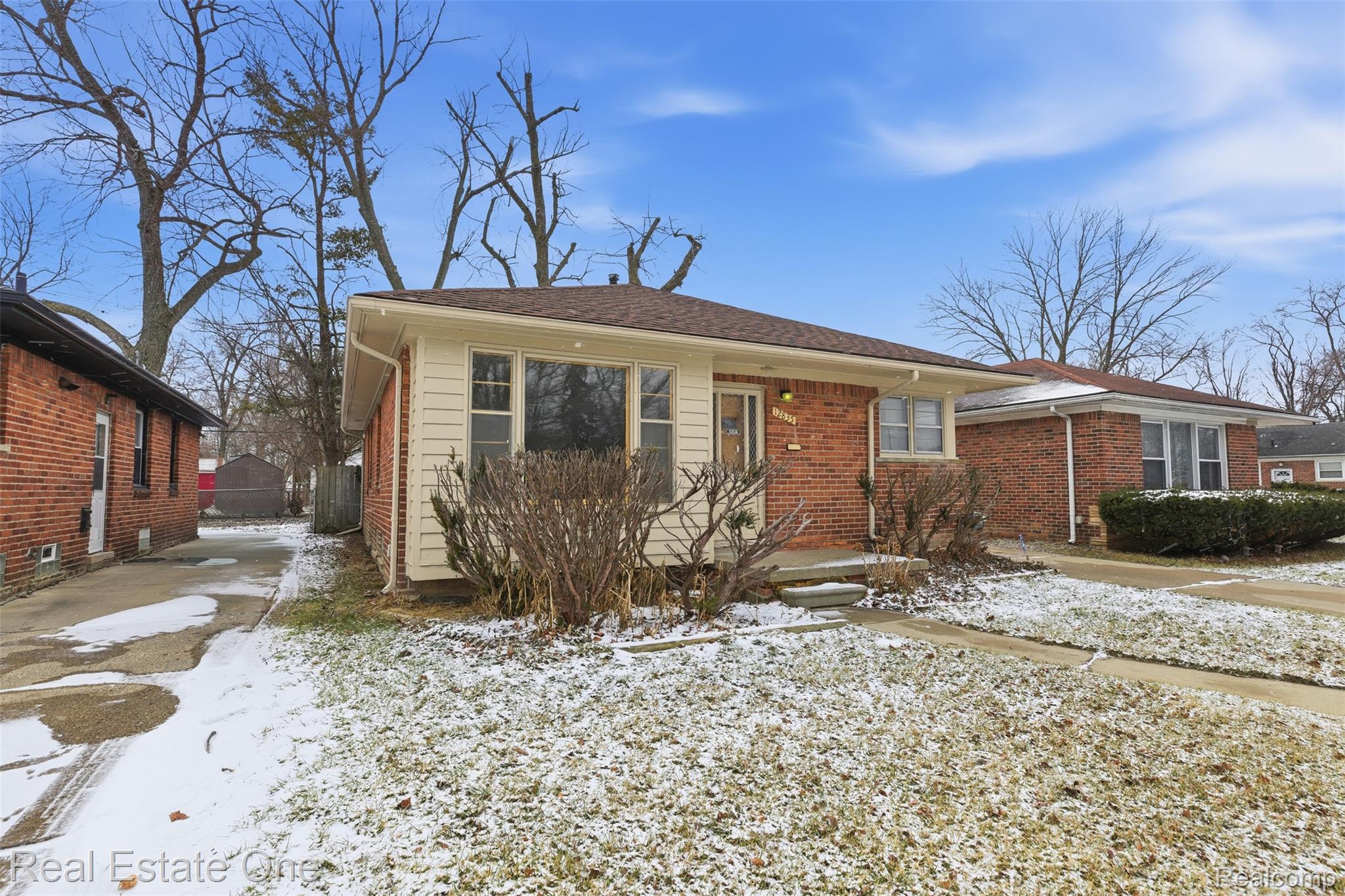 12835 Oak Park Boulevard