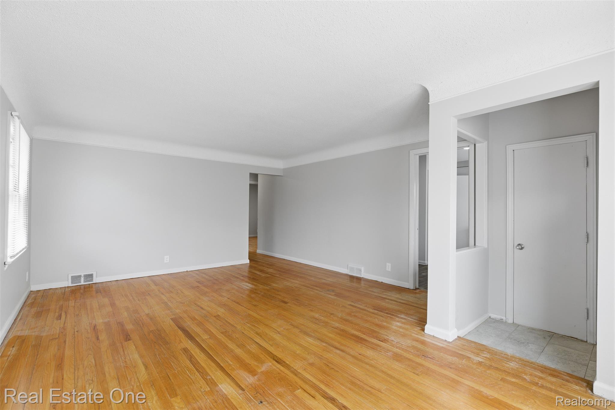 12835 Oak Park Boulevard