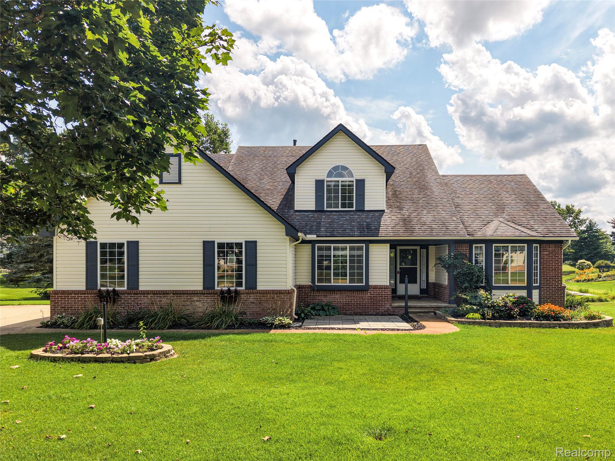 221 Maplewood Drive