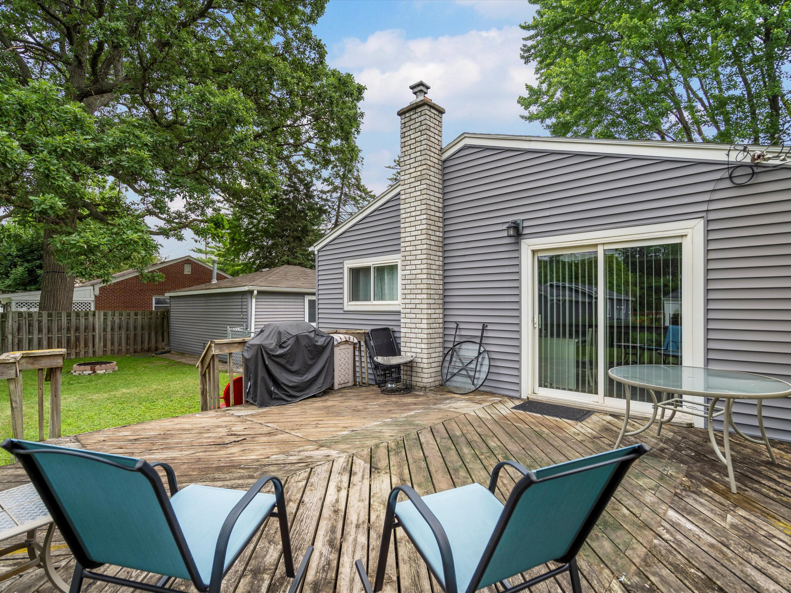 1204 S Campbell Road