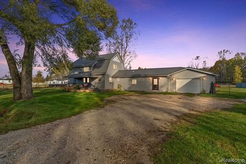 Photo of 4576 W Baker Road, Warren Township, MI 48618 (MLS # 20251050748)