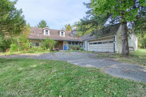 19150 Beck Road Northville Township MI 48167