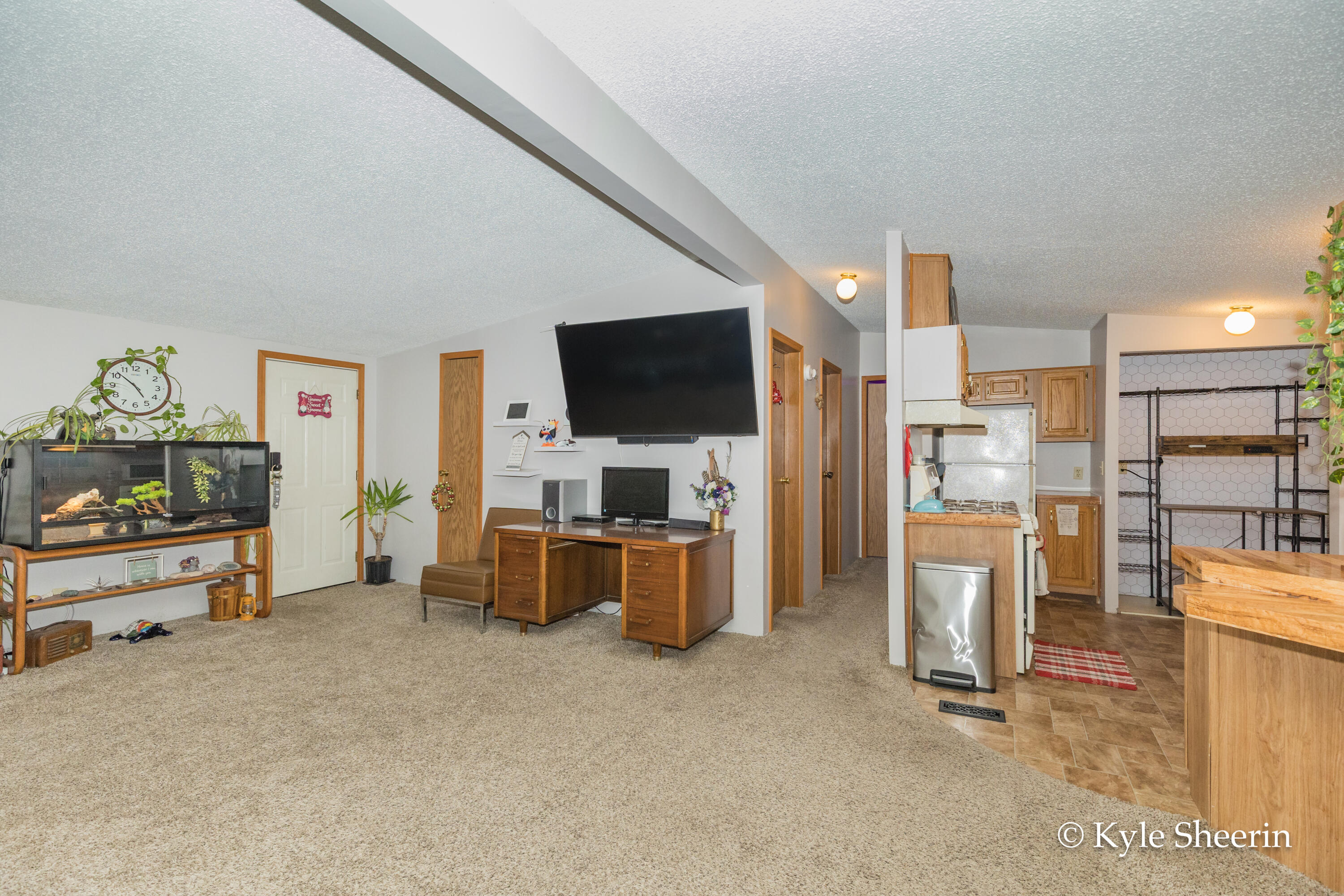 2917 W Lincoln Avenue