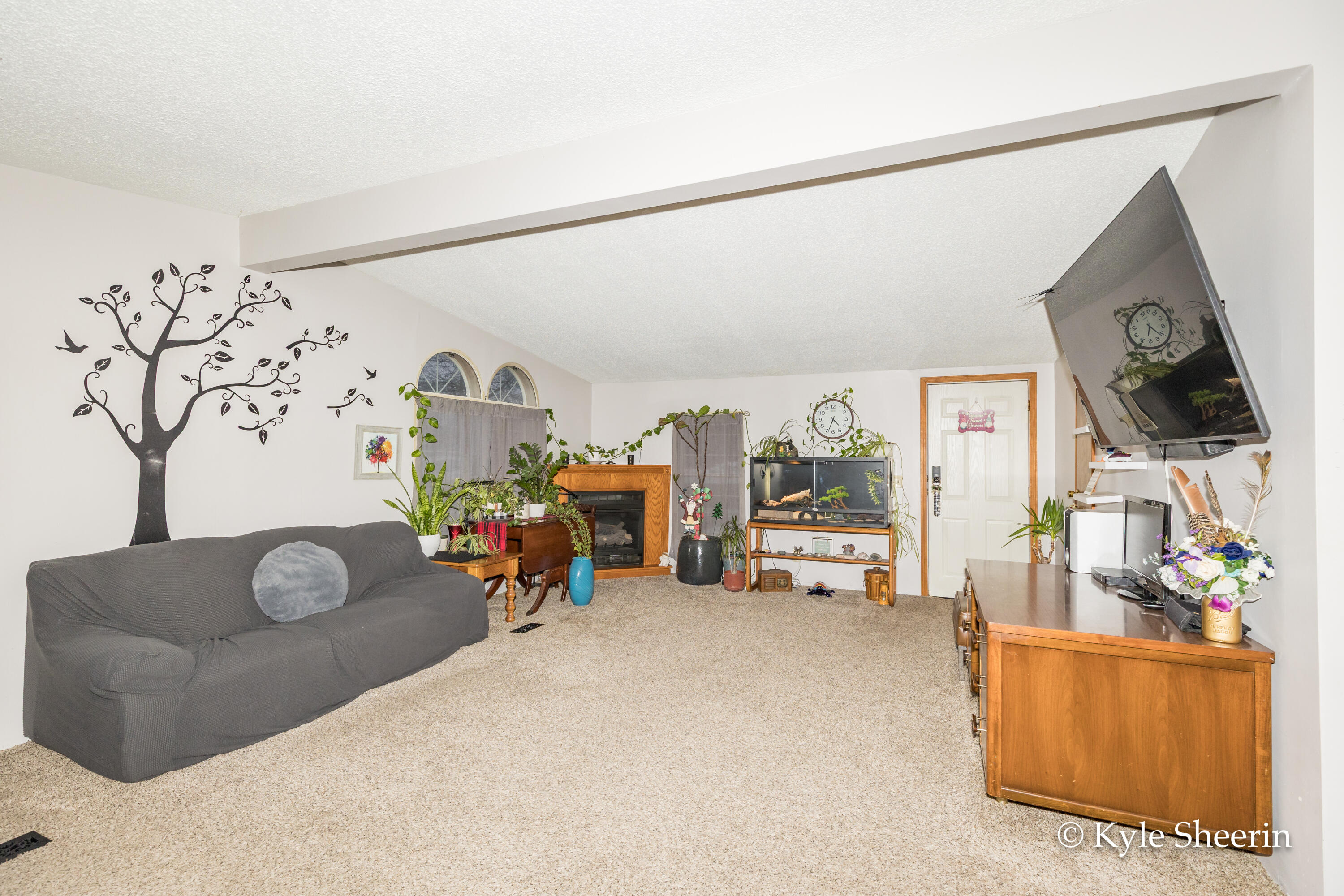 2917 W Lincoln Avenue