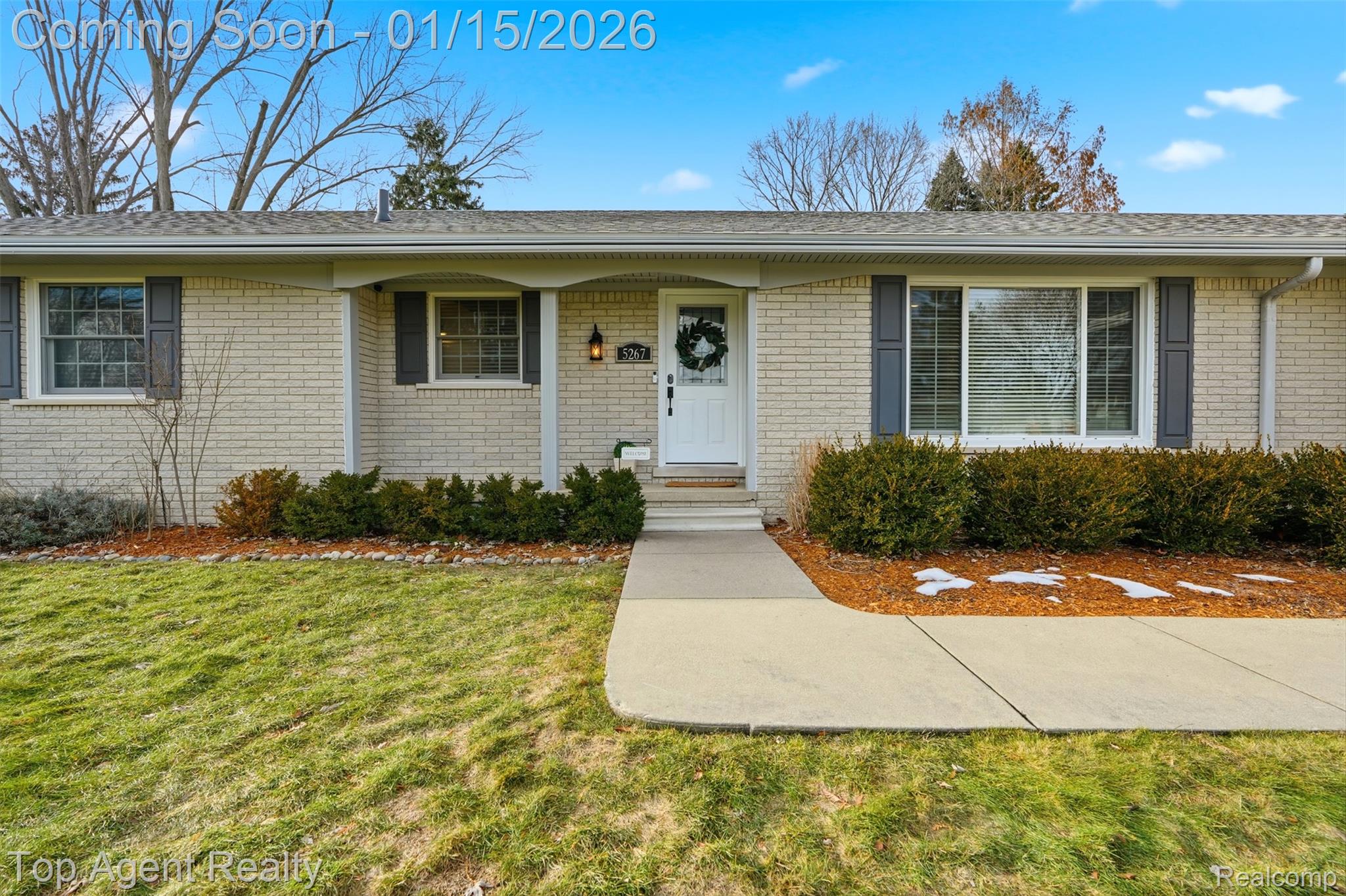 5267 Rostraver Court