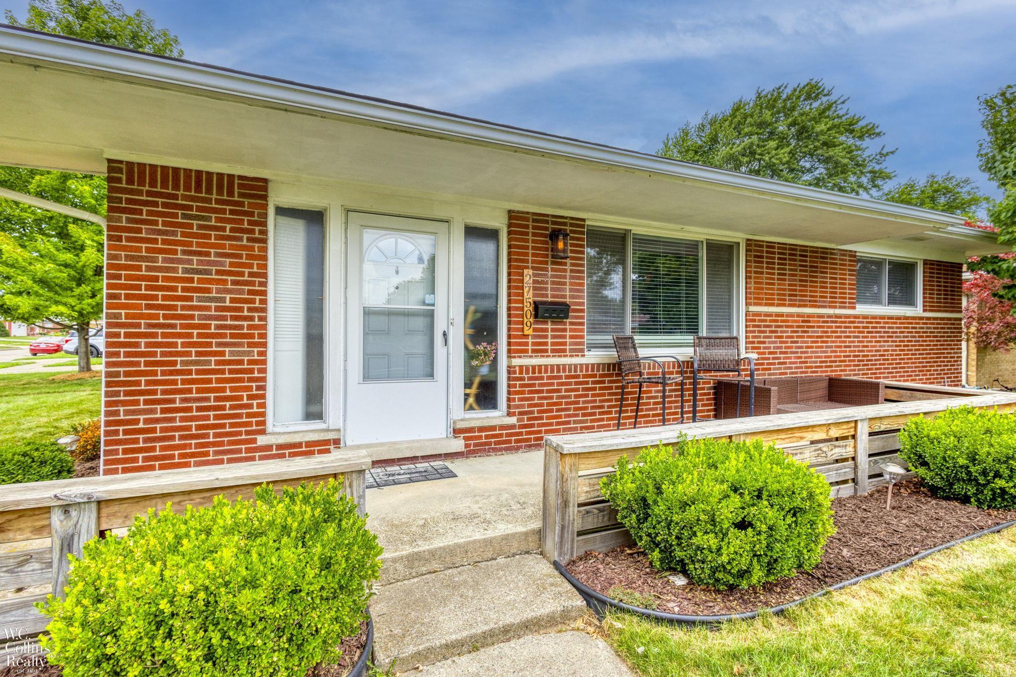 27509 Bonnie Drive