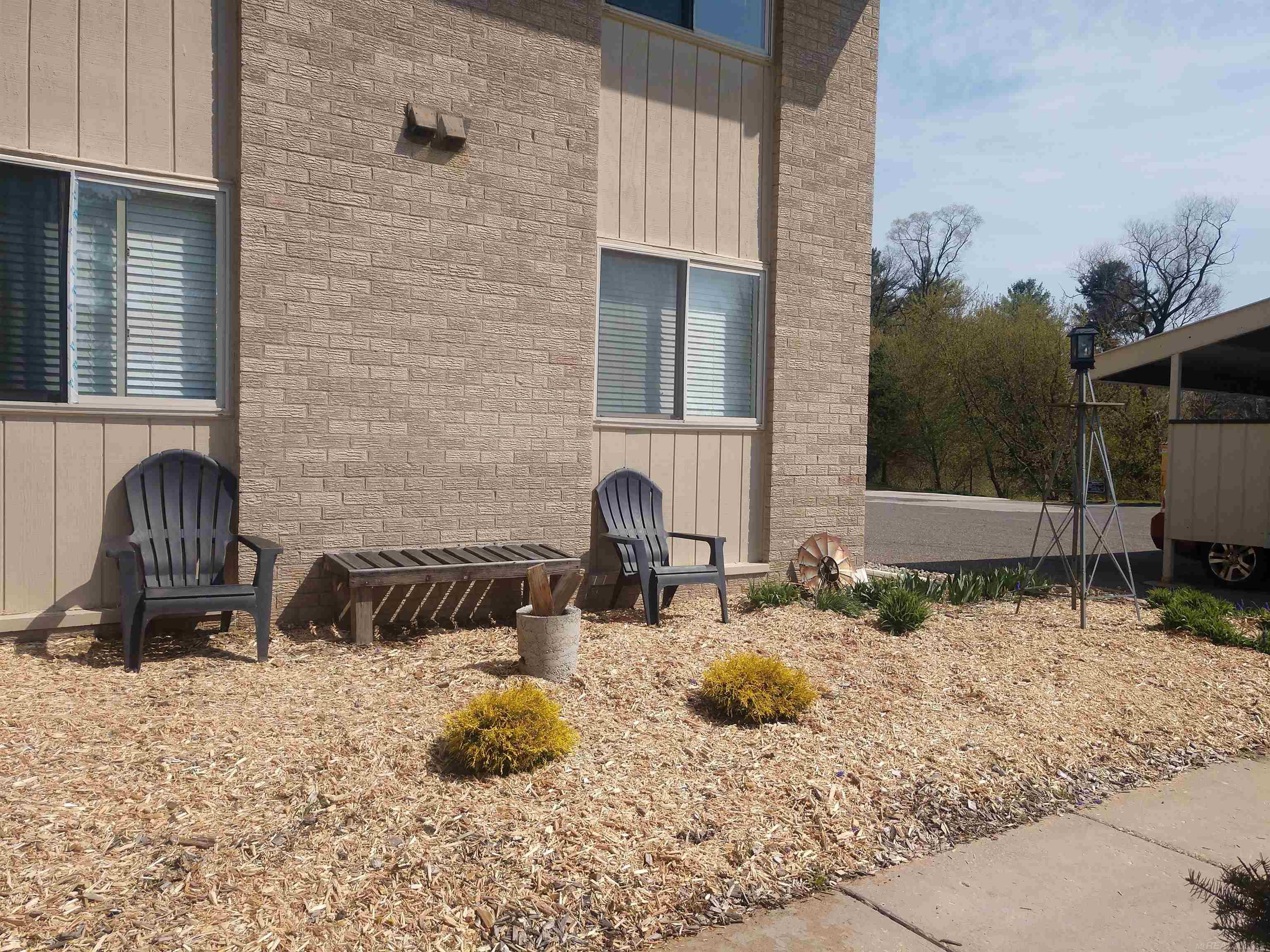 2931 Seymour Lake Road