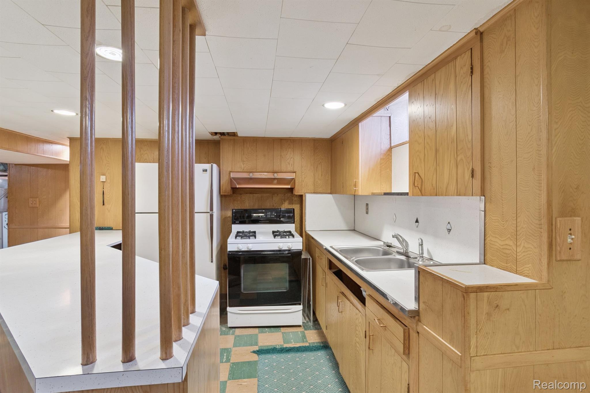 Allen Park City, Michigan 48101, United States, 3 Bedrooms Bedrooms, ,2 BathroomsBathrooms,Residential,Active,204949