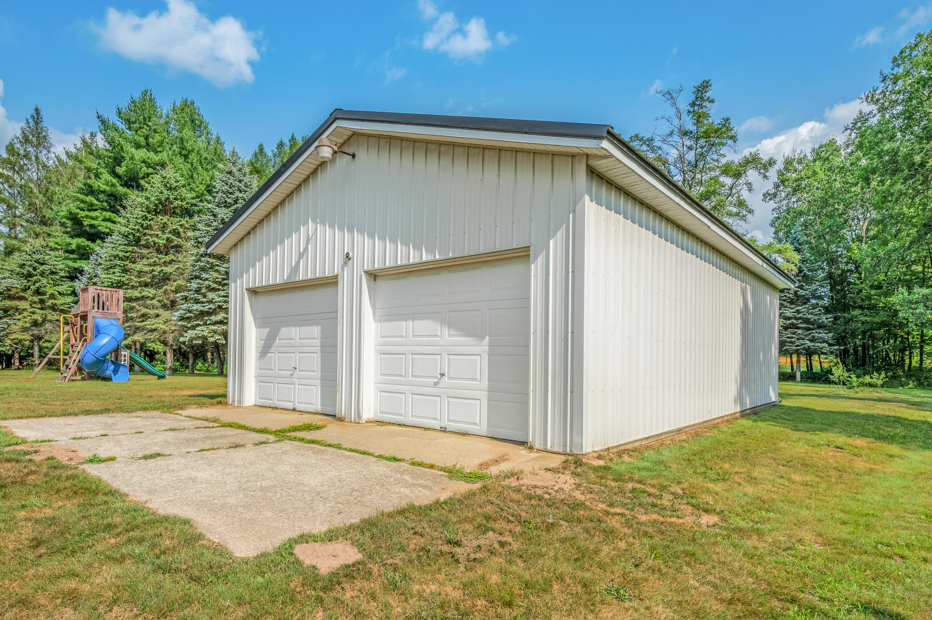 20290 11 Mile Road