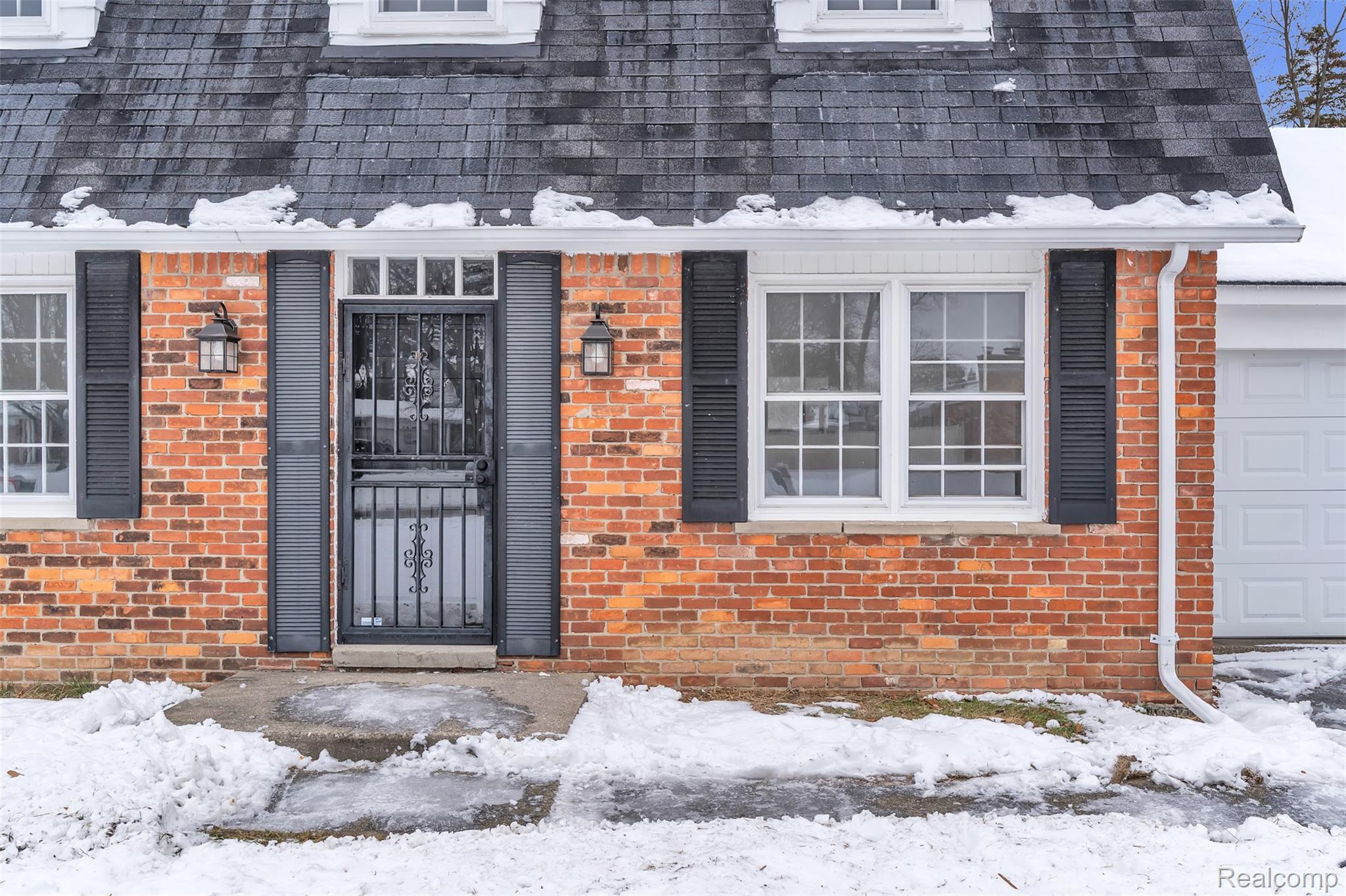 23520 Rockingham Street