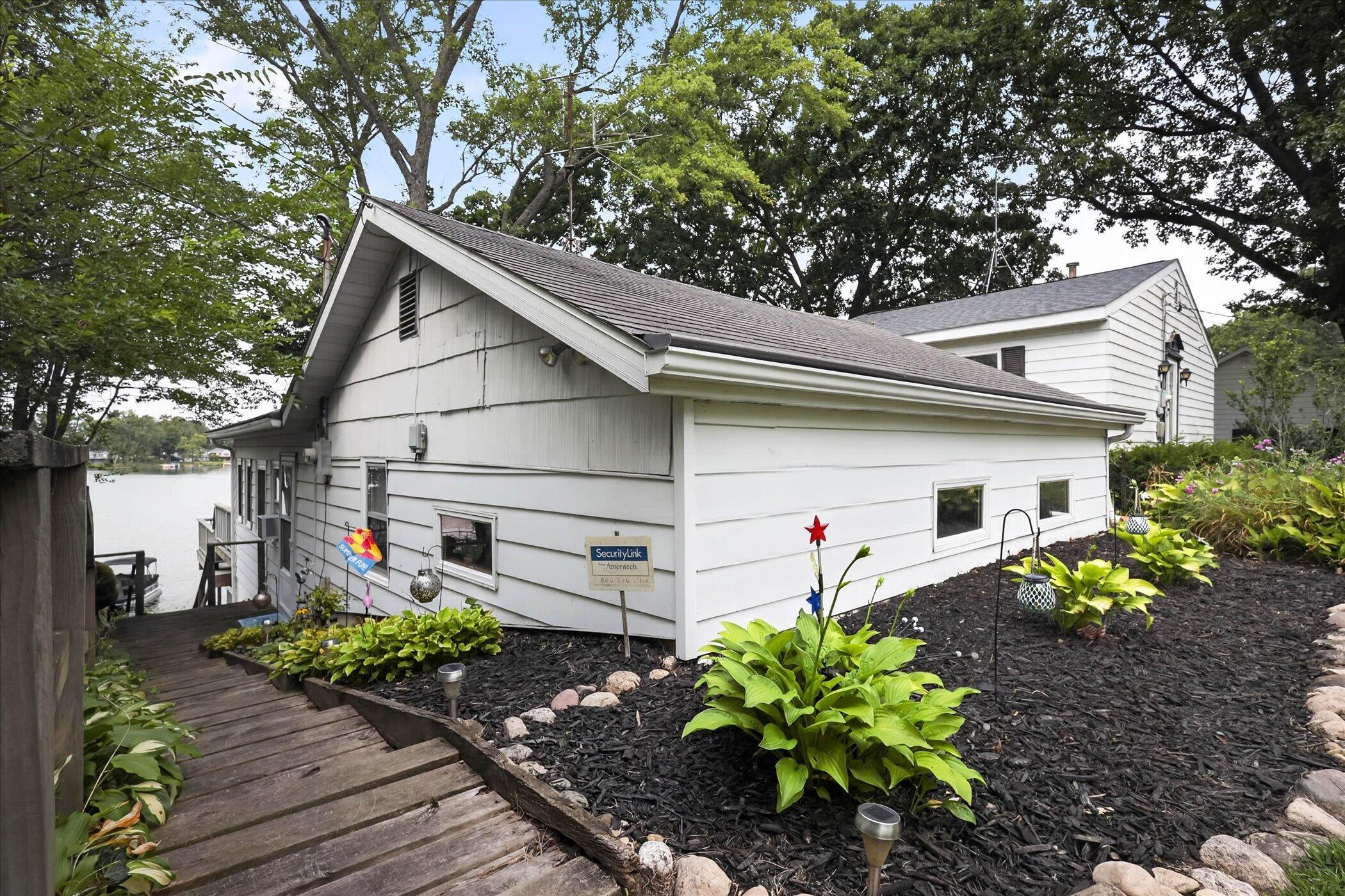 52784 Twin Lakeview Drive