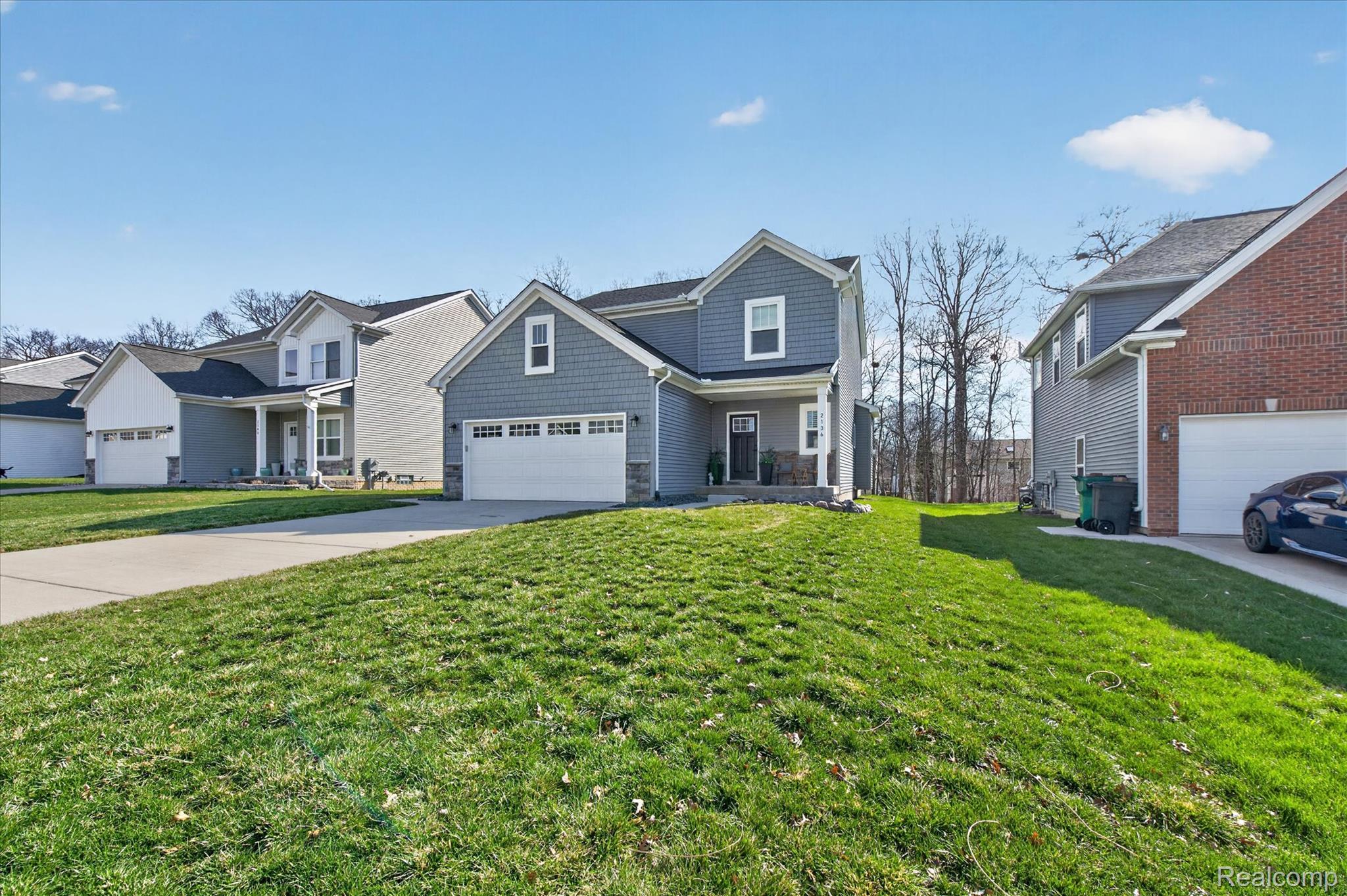 2136 Rolling Hills Drive
