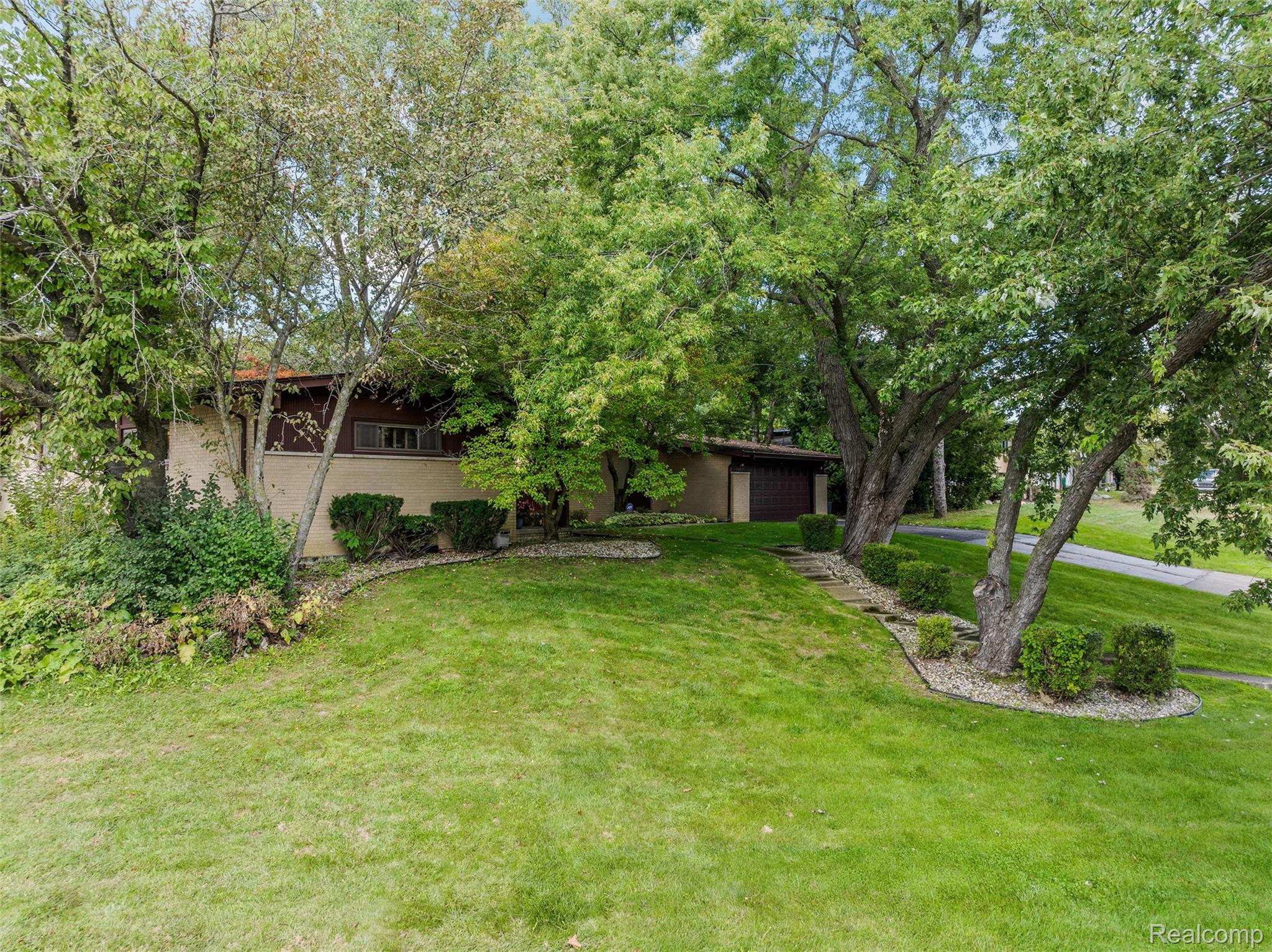 31017 Carriage Hill Road