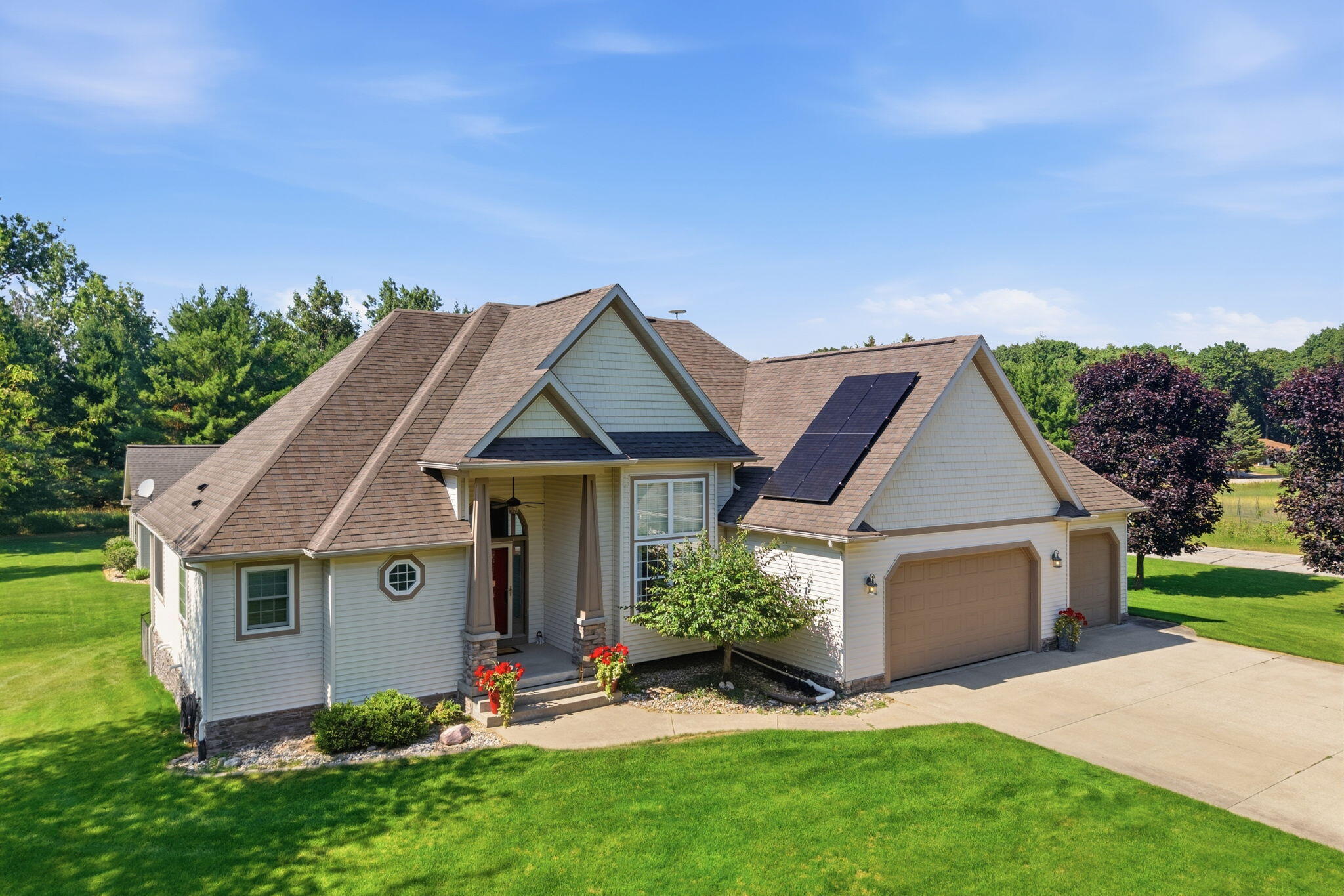 7737 Carriage Lane