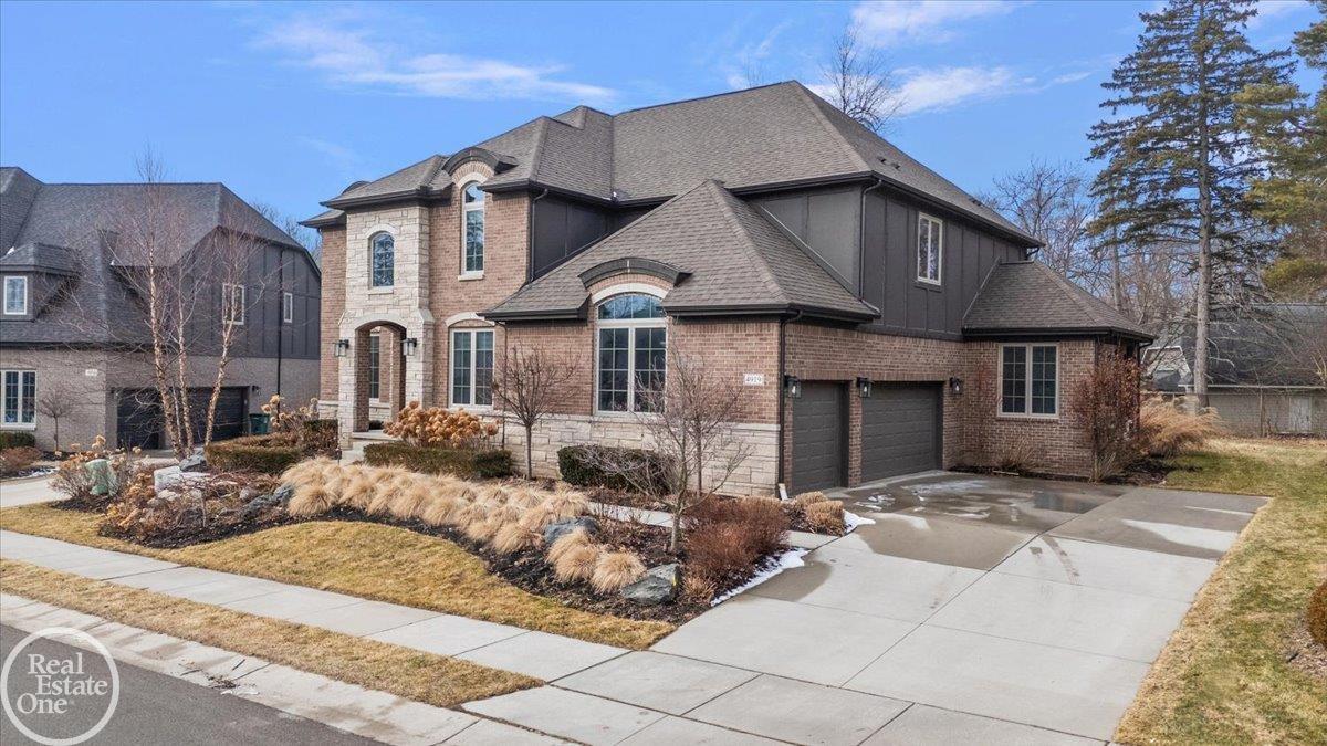 4919 Park Manor Drive