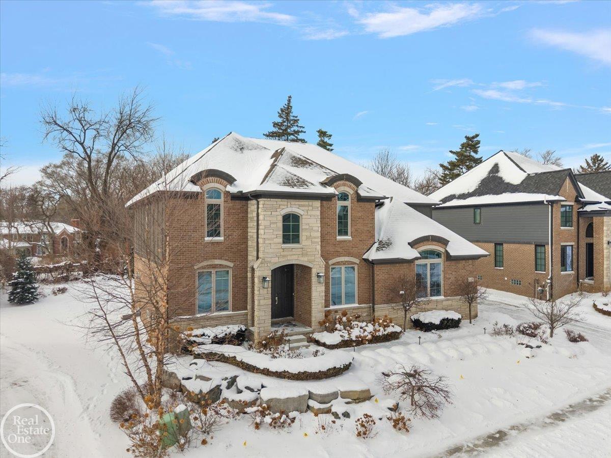 4919 Park Manor Drive