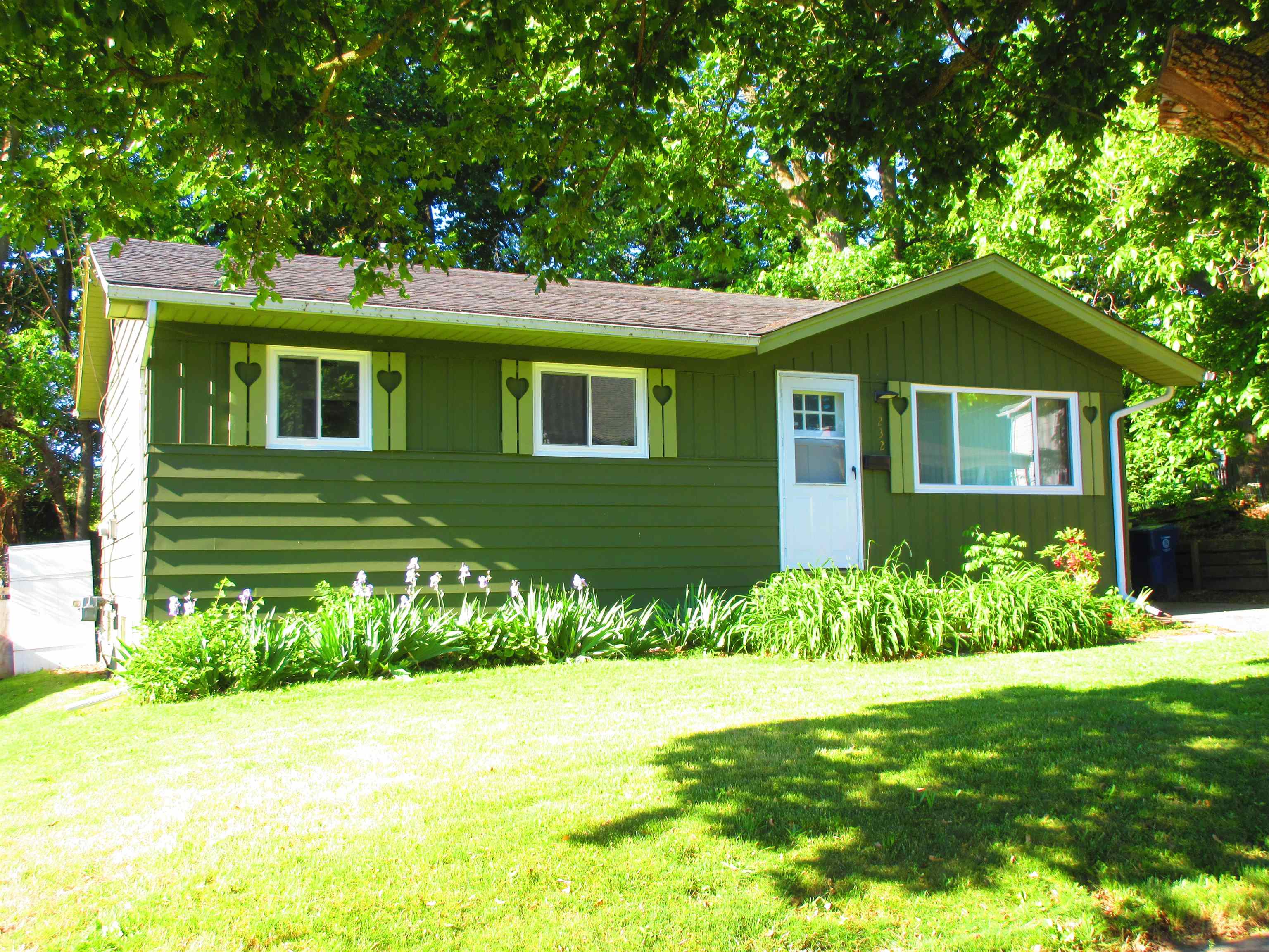 232 Tennyson Avenue