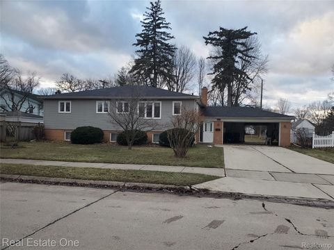 3217 Harvard Road Royal Oak City MI 48073