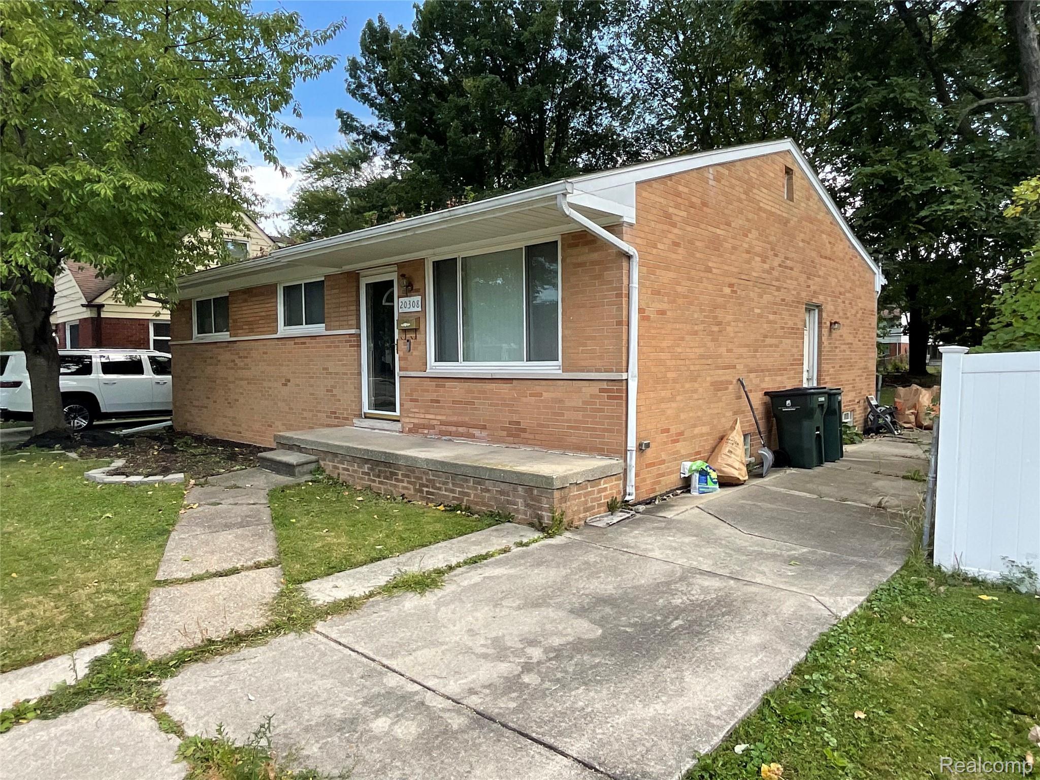 20308 Shady Lane Avenue